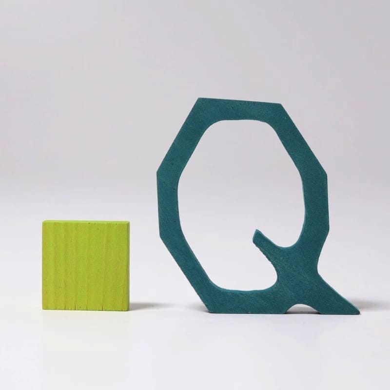 Letra antroposófica q de Grimm's en Libélula Azul