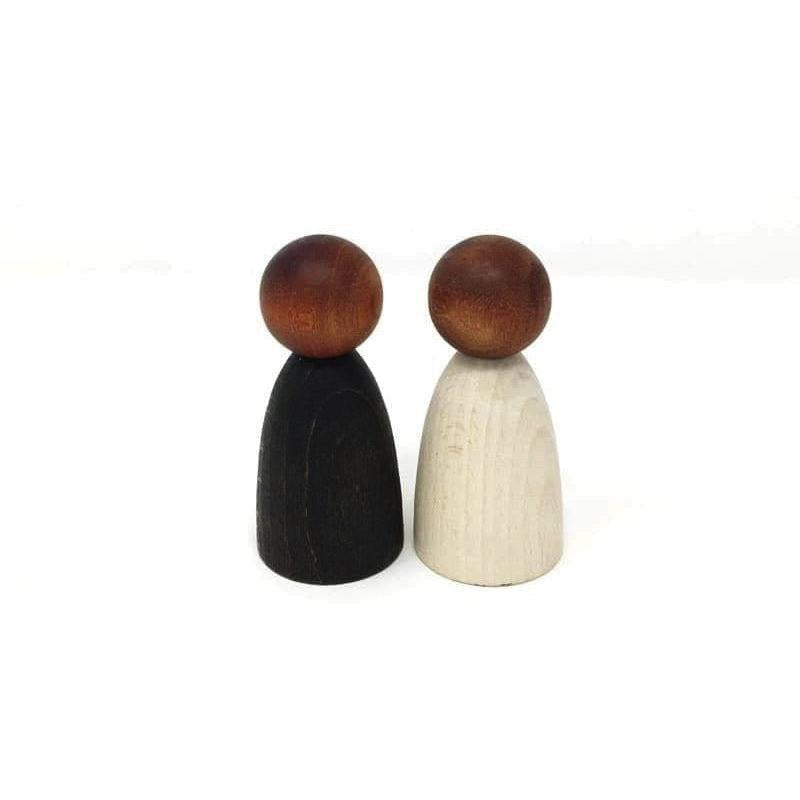 Nins adultos madera oscura