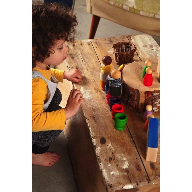 Nins adultos madera oscura de Grapat en Libélula Azul