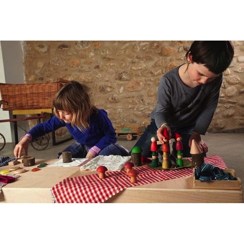 Nins del bosque de Grapat en Libélula Azul