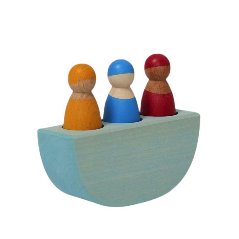Tres amigos en un bote