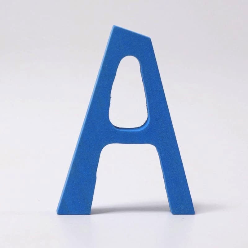 Letra antroposófica a de Grimm&#39;s en Libélula Azul