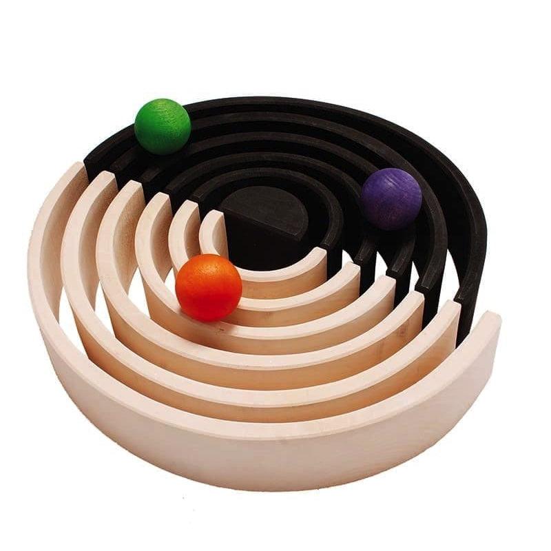 Arcoiris grande monocromo de Grimm's en Libélula Azul