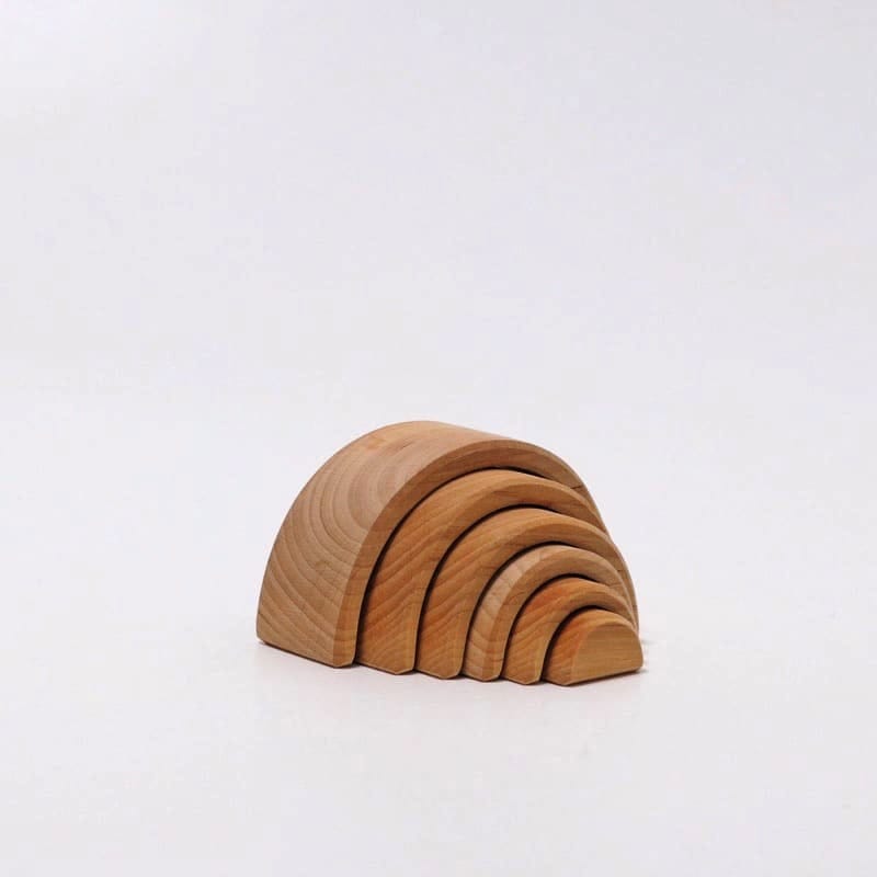 Arcoiris pequeño natural de Grimm&#39;s en Libélula Azul