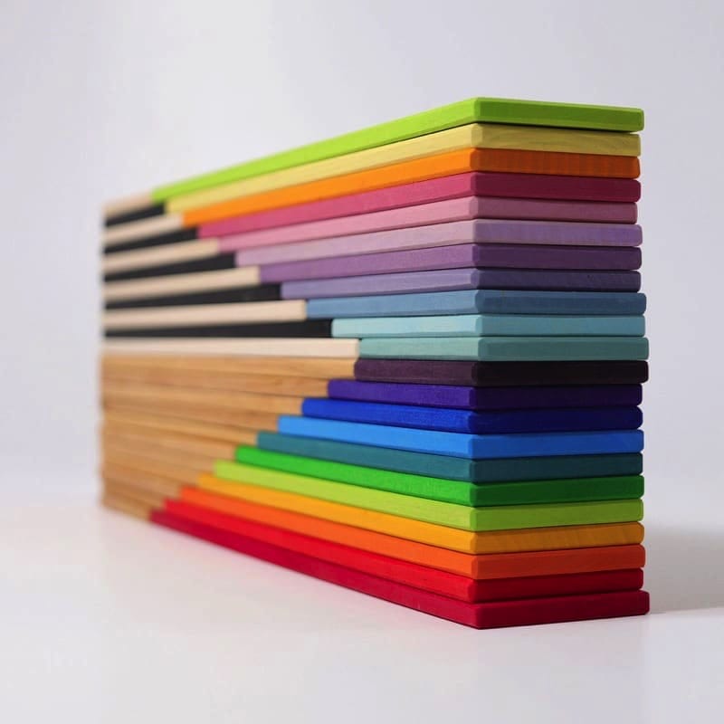 Tablas de construcción monocromo de Grimm's en Libélula Azul