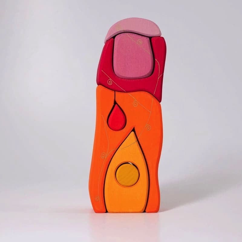 Casa villa de hadas naranja de Grimm&#39;s en Libélula Azul