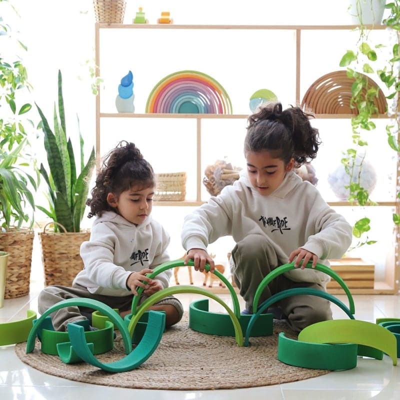 Arcoiris grande verde prado de Grimm&#39;s en Libélula Azul