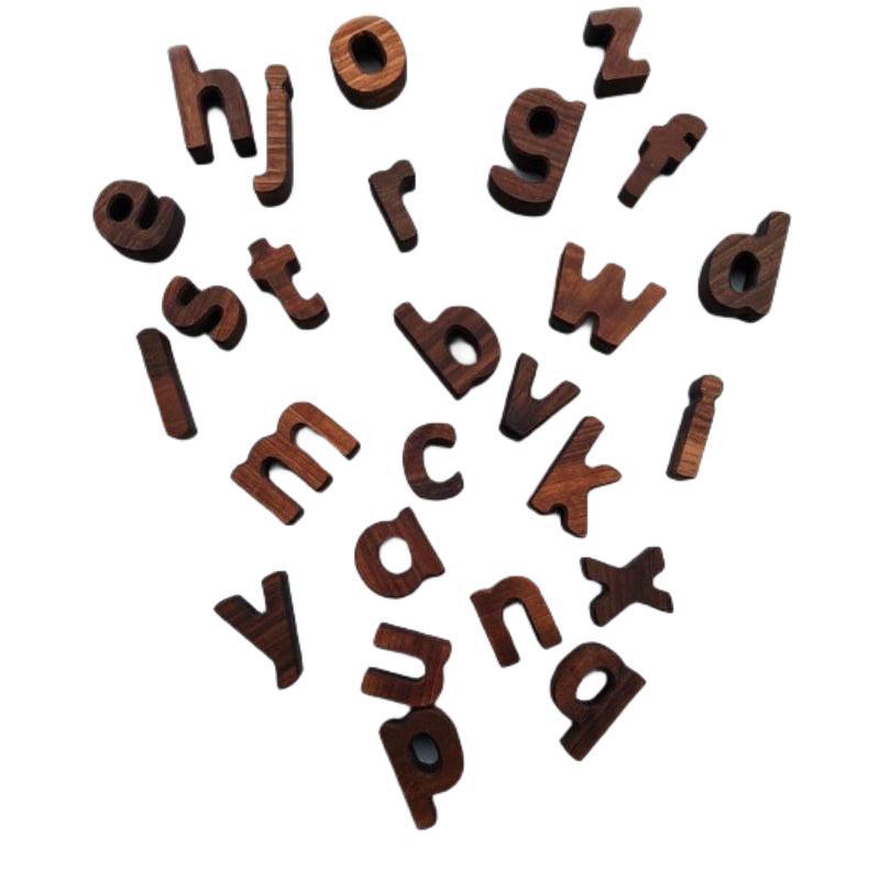 Letras minúsculas de madera