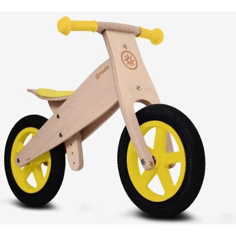 Bicicleta clásica amarilla